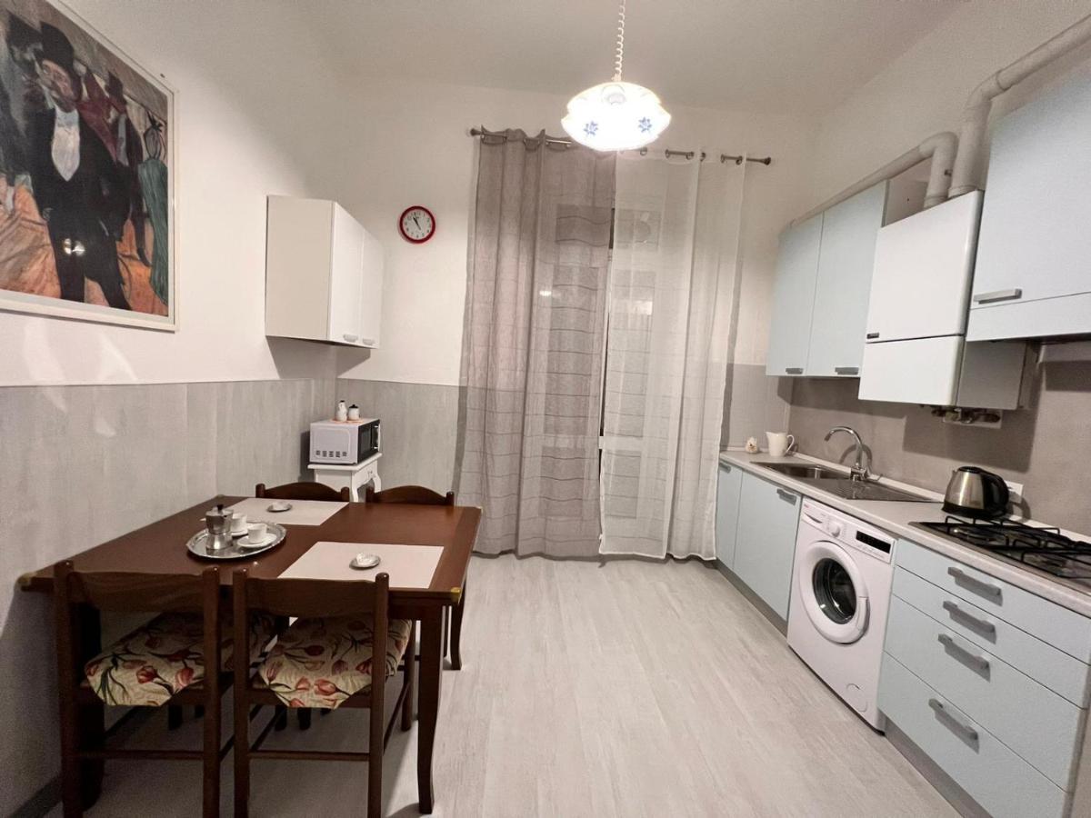 Savona Casa Vacanze Vicino Mare 3 Minuti Wifi Buitenkant foto