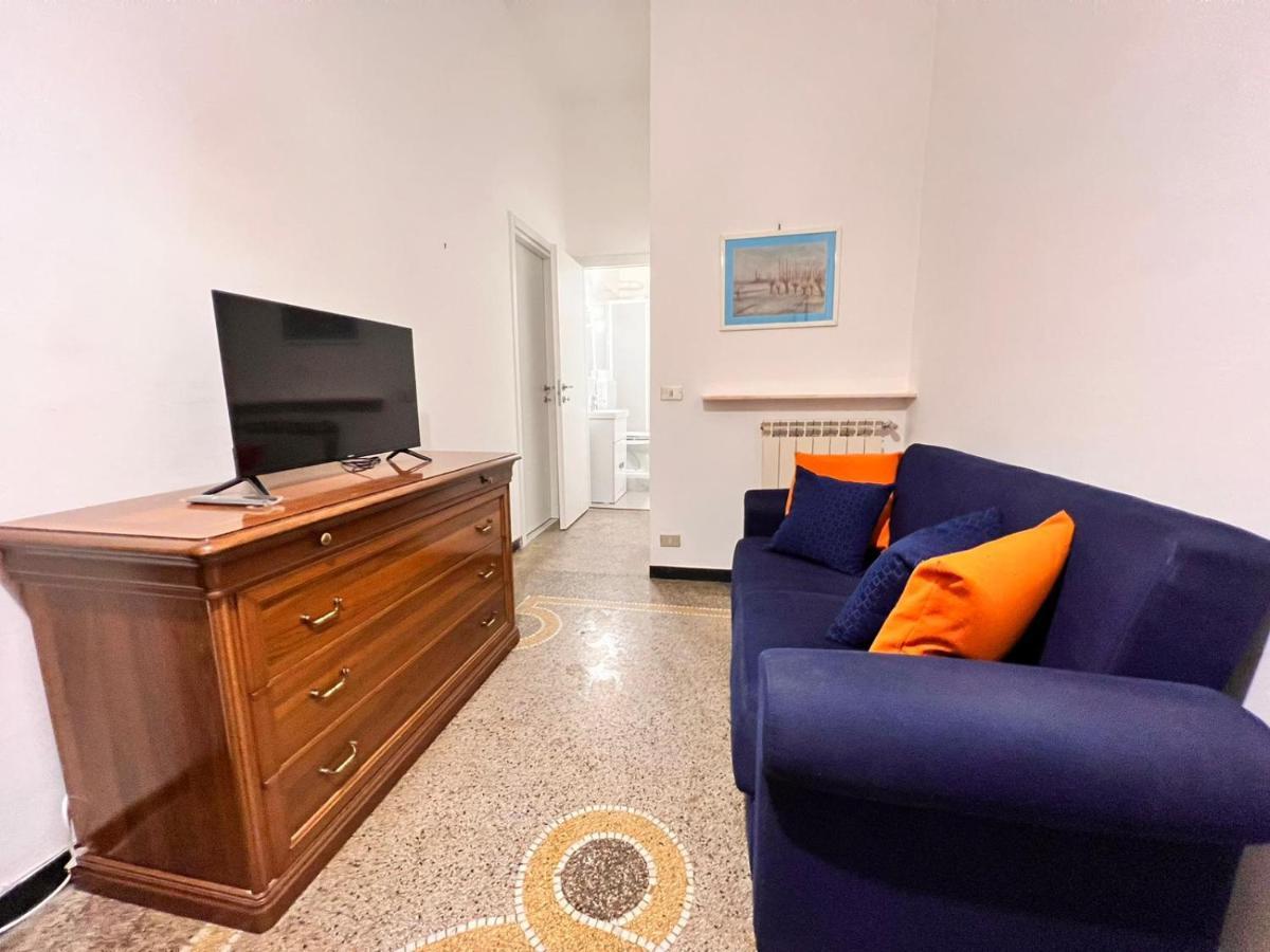 Savona Casa Vacanze Vicino Mare 3 Minuti Wifi Buitenkant foto