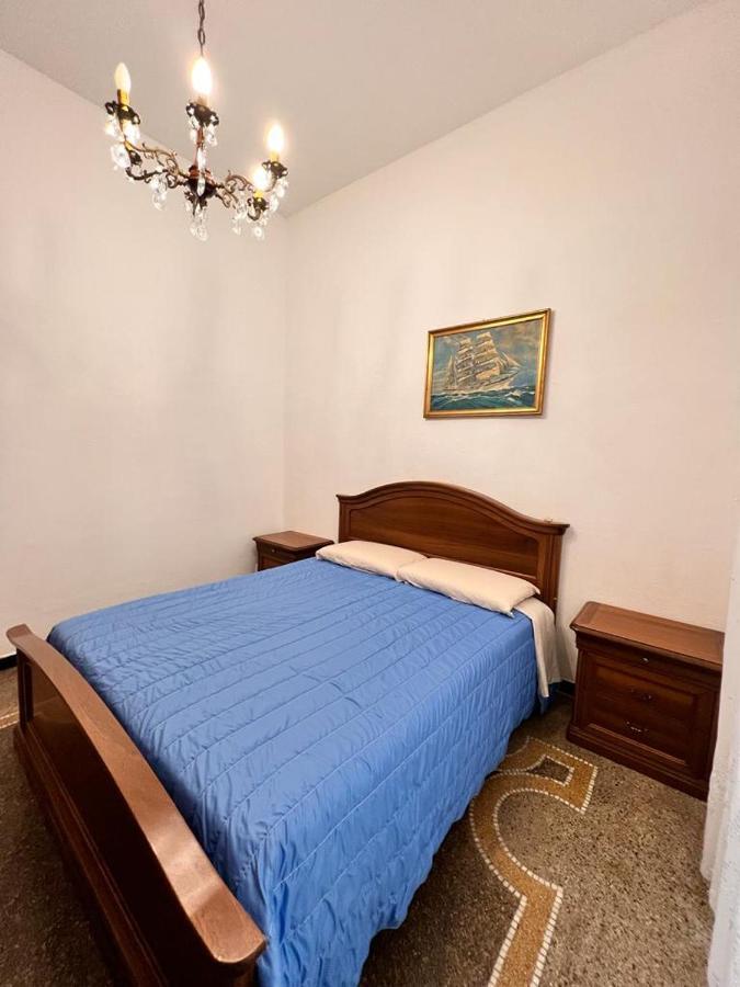 Savona Casa Vacanze Vicino Mare 3 Minuti Wifi Buitenkant foto