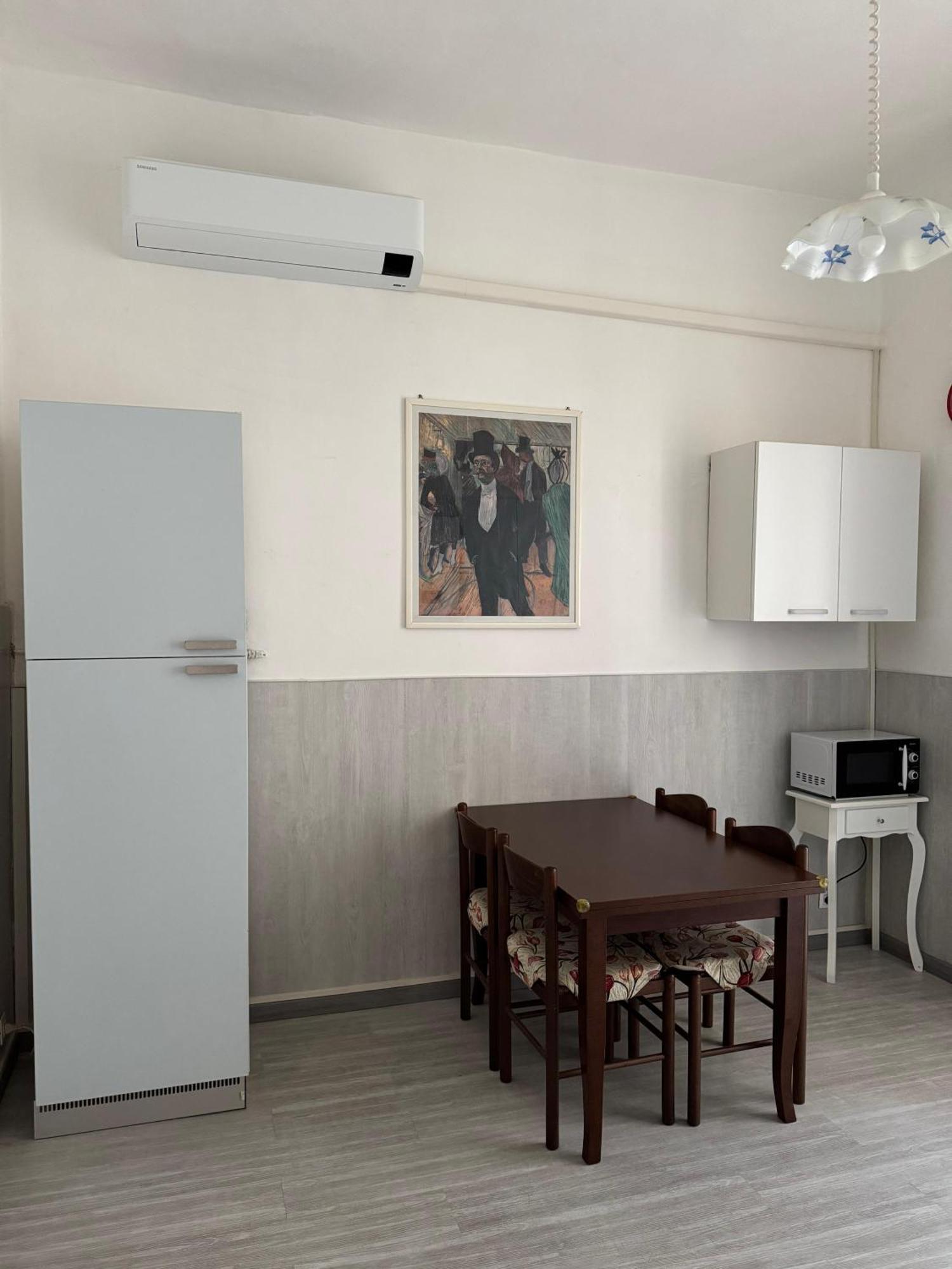 Savona Casa Vacanze Vicino Mare 3 Minuti Wifi Buitenkant foto